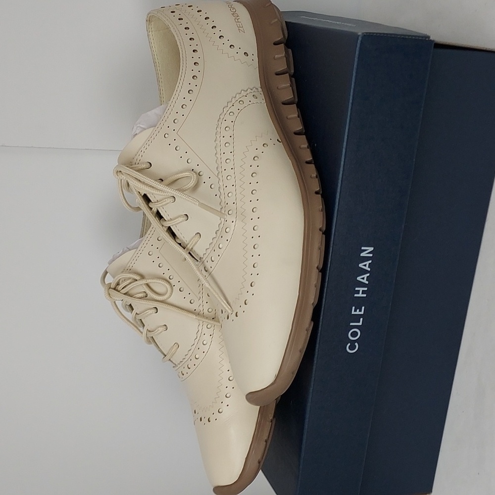 Cole Haan Cream Wingtip Sneakers with Brown Sole - Picture 3 of 13